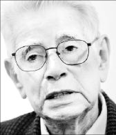 Leopoldo Zea Aguilar 1912-2004