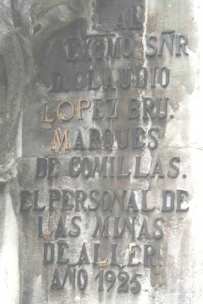 Monumento de los mineros al Marqués de Comillas Bustiello