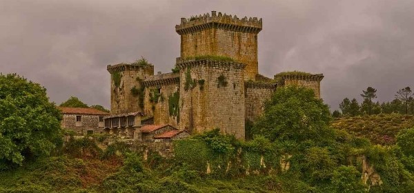 Castillo de Pambre, donde nació Manuel García Blanco