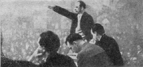 El comunista Ullbricht y el nazi Goebells comparten mitin