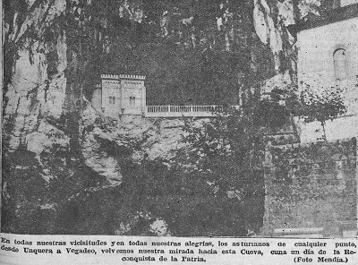 Cueva de Covadonga - Foto Mendía Región, Oviedo, 8 de septiembre de 1934 Covadonga