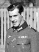 Miguel Piernavieja del Pozo, de uniforme alemán